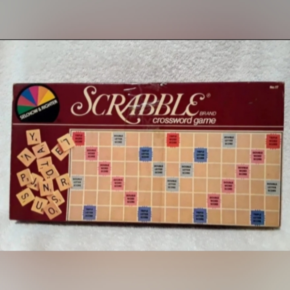 Vintage scrabble crossword board game No . 17